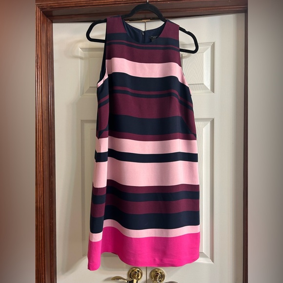 Ann Taylor Factory Dresses & Skirts - Ann Taylor Factory Sleeveless Burgundy—Multi Stripes Career Casual Dress